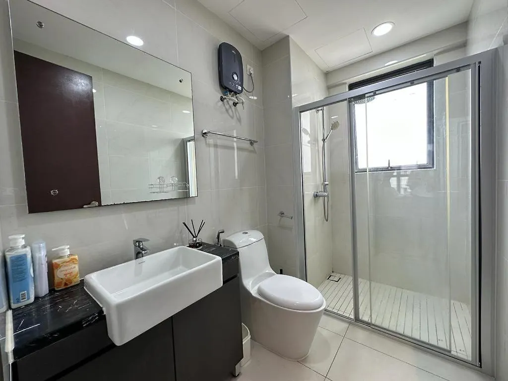 Dangabay 3Bedroom Balcony Wifi Netflix High Floor Τζόχορ Μπάχρου